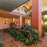 Malibu B3 Luxury 2Br By Rafleys, Paronamic Sea Views