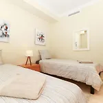 Malibu B3 Luxury 2Br By Rafleys, Paronamic Sea Views