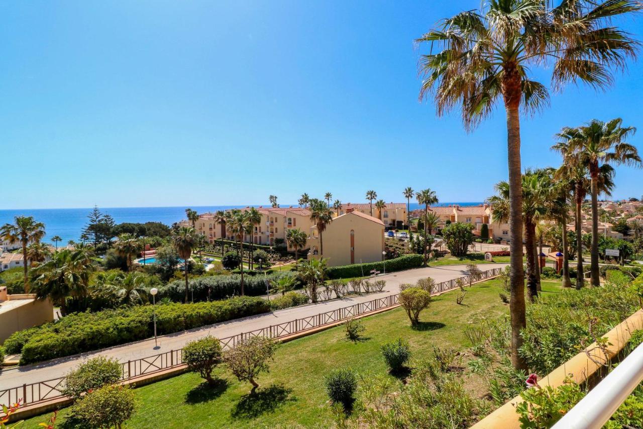 Malibu B3 Luxury 2br By Rafleys, Paronamic Sea Views *