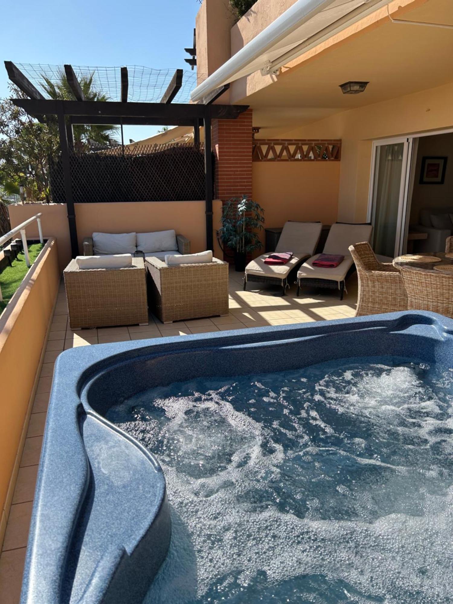 Malibu B3 Luxury 2br By Rafleys, Paronamic Sea Views Málaga