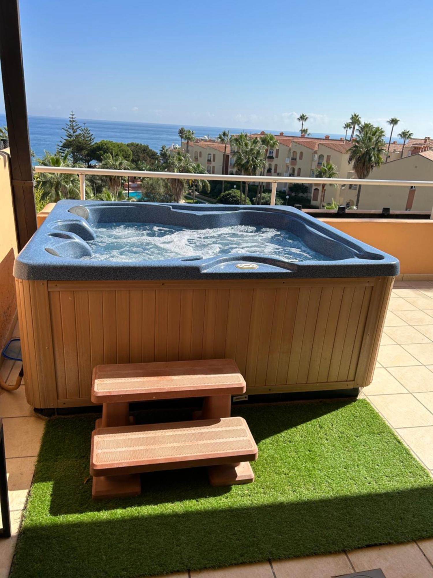 Malibu B3 Luxury 2br By Rafleys, Paronamic Sea Views Apartamento Málaga