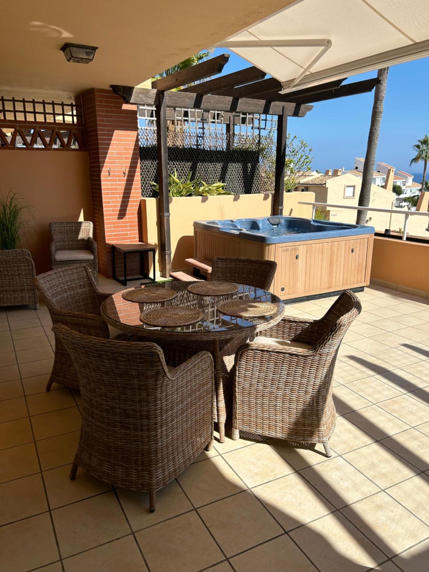 Malibu B3 Luxury 2br By Rafleys, Paronamic Sea Views * Málaga